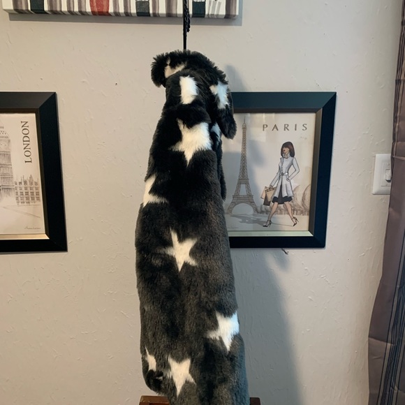 Epic Threads - Picture 4 of 4